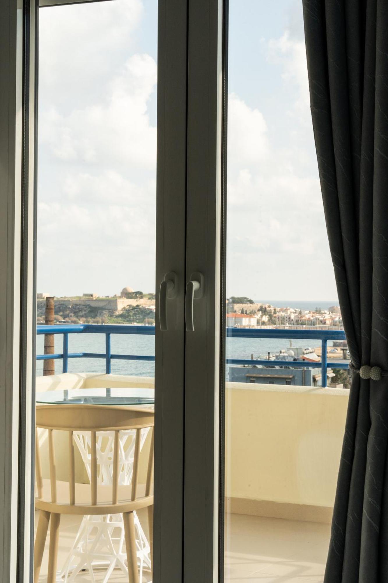 Secret View Apartment, With Private Jacuzzi Rethymnon Exterior foto